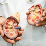 اعراض الادمان | 15 علامة تكشف المدمن مبكرًا - مركز إعادة حياة