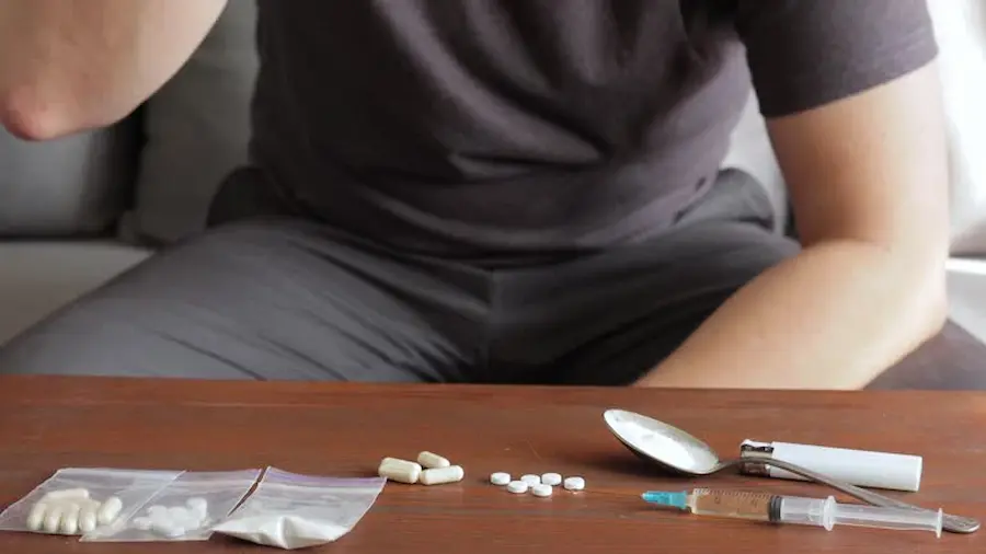 Duration-of-methamphetamine-addiction-treatment-and-withdrawal-symptoms.webp
